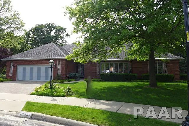 10841 N Havenhurst Ln photo 1