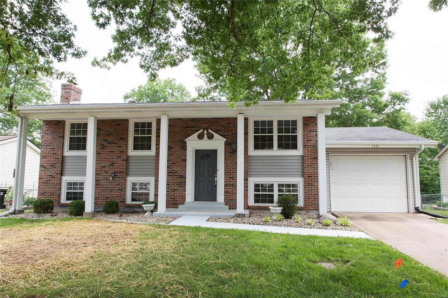 1231 Green Falls Dr photo 1