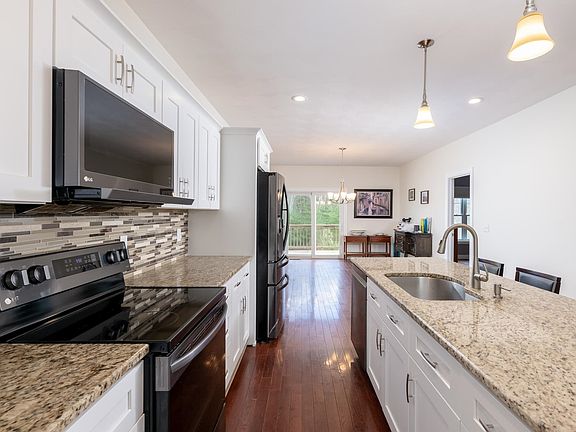 5th image of 78 Trail Haven Drive