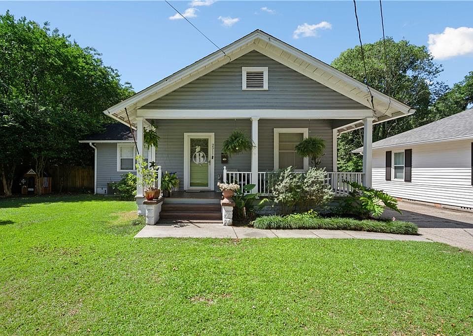 1st image of 2511 Myrtle St