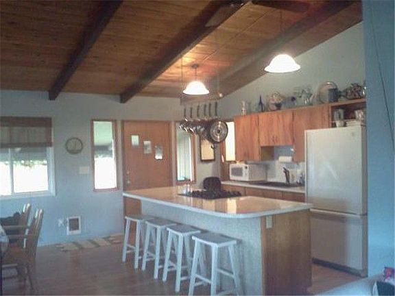 5th image of 120 Canal Dr NE