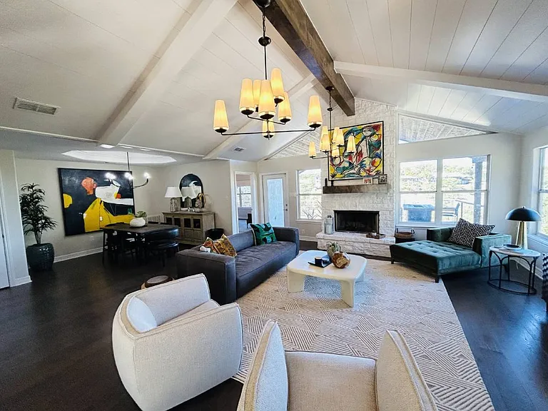 321 Village View Dr — Photo 4