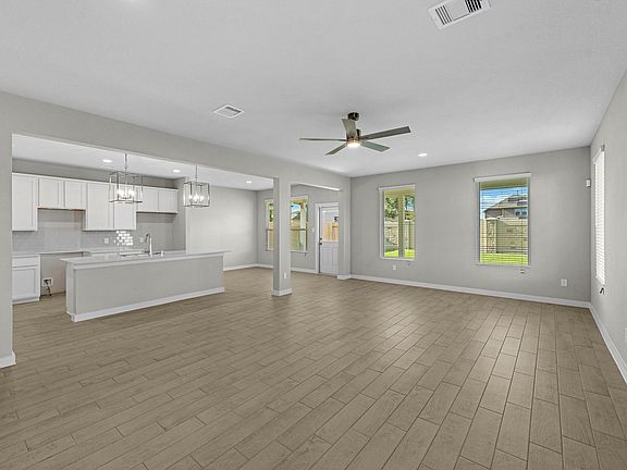 3rd image of 18922 Baldcypress Basin Ln
