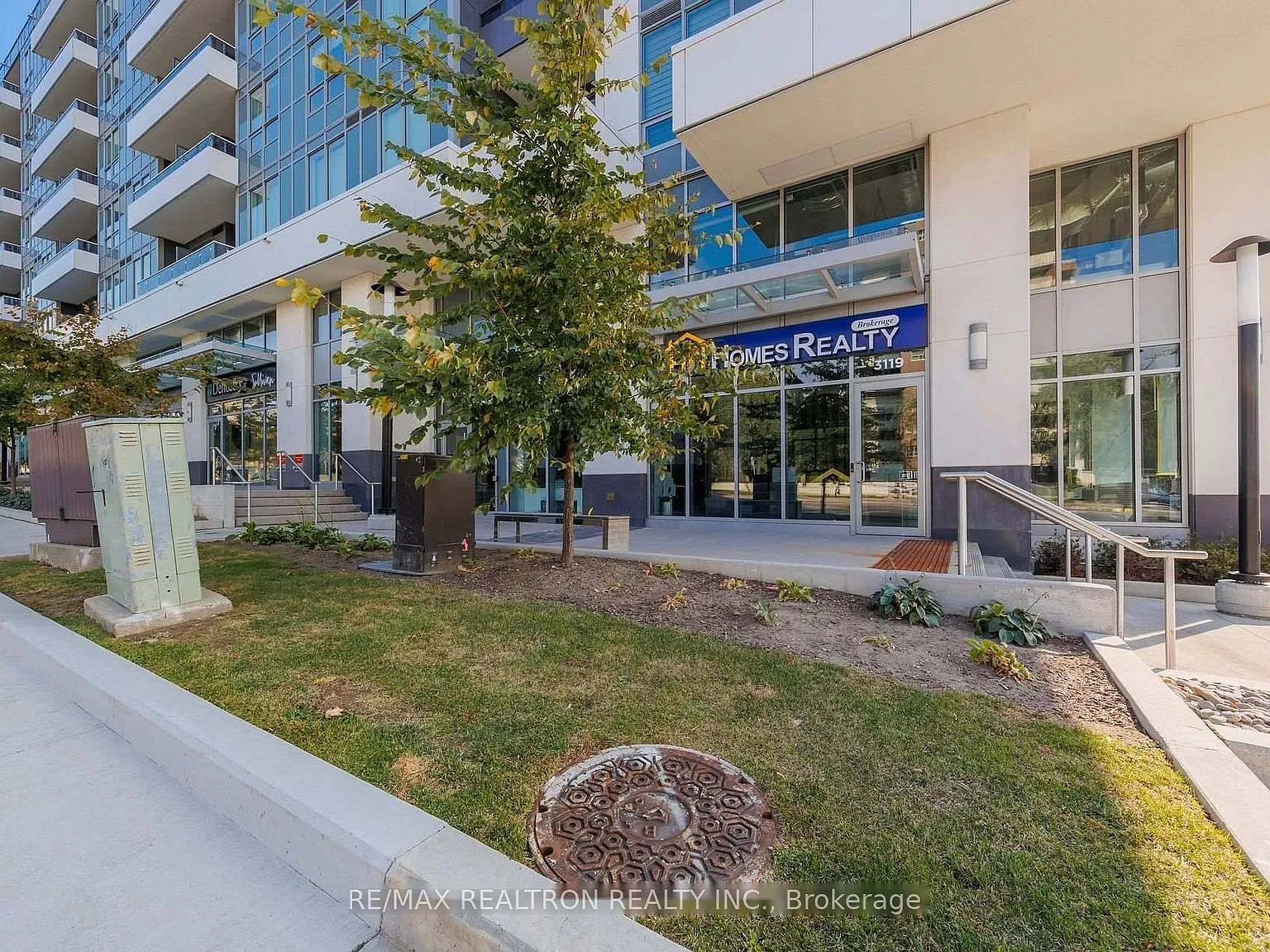 3121 Sheppard Ave E — Photo 3
