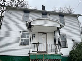 2170 Whites Hill Rd, Greensburg, PA 15601