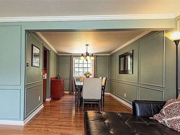 5th image of 8459 Coventry Dr