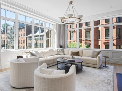 32 Derne St #3A, Boston, MA, 02114