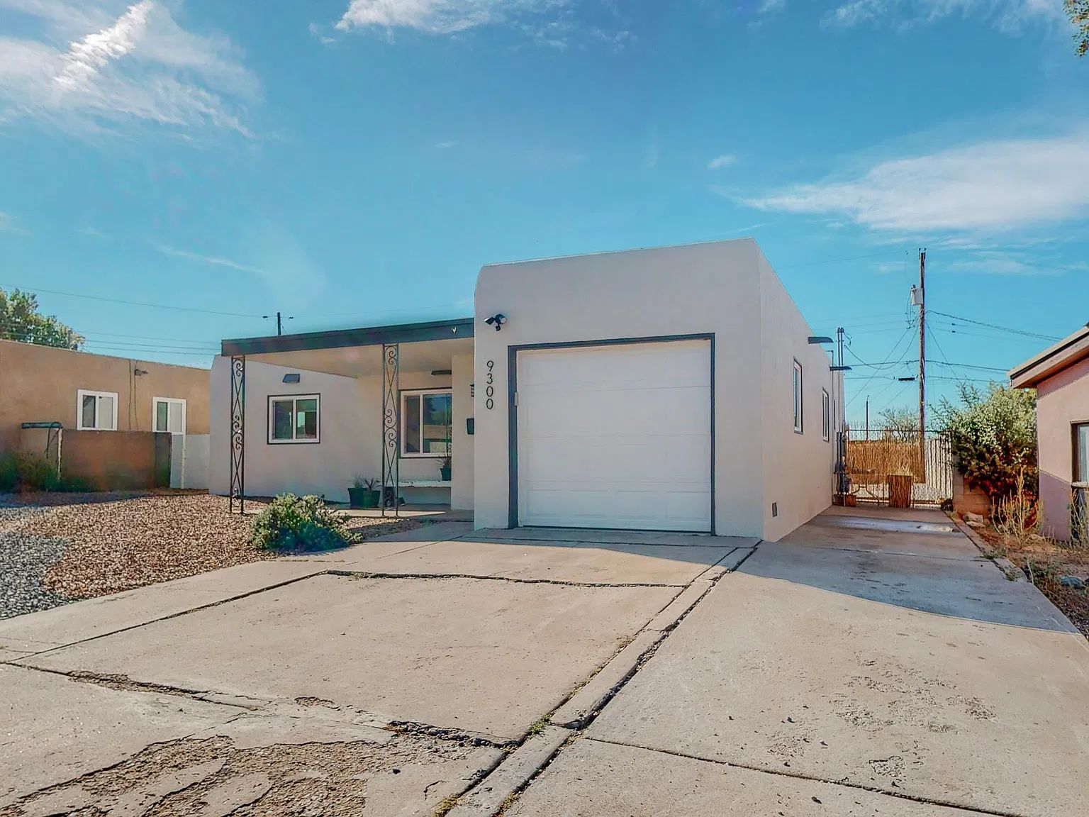3 bed, 1100 sqft, $3,200 — Photo 2