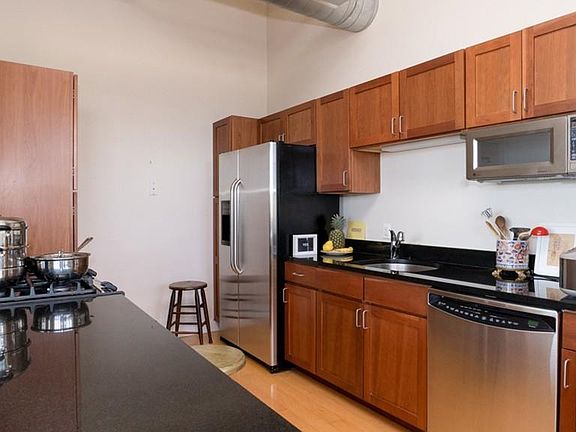 5th image of 51 Lafayette St Unit 404