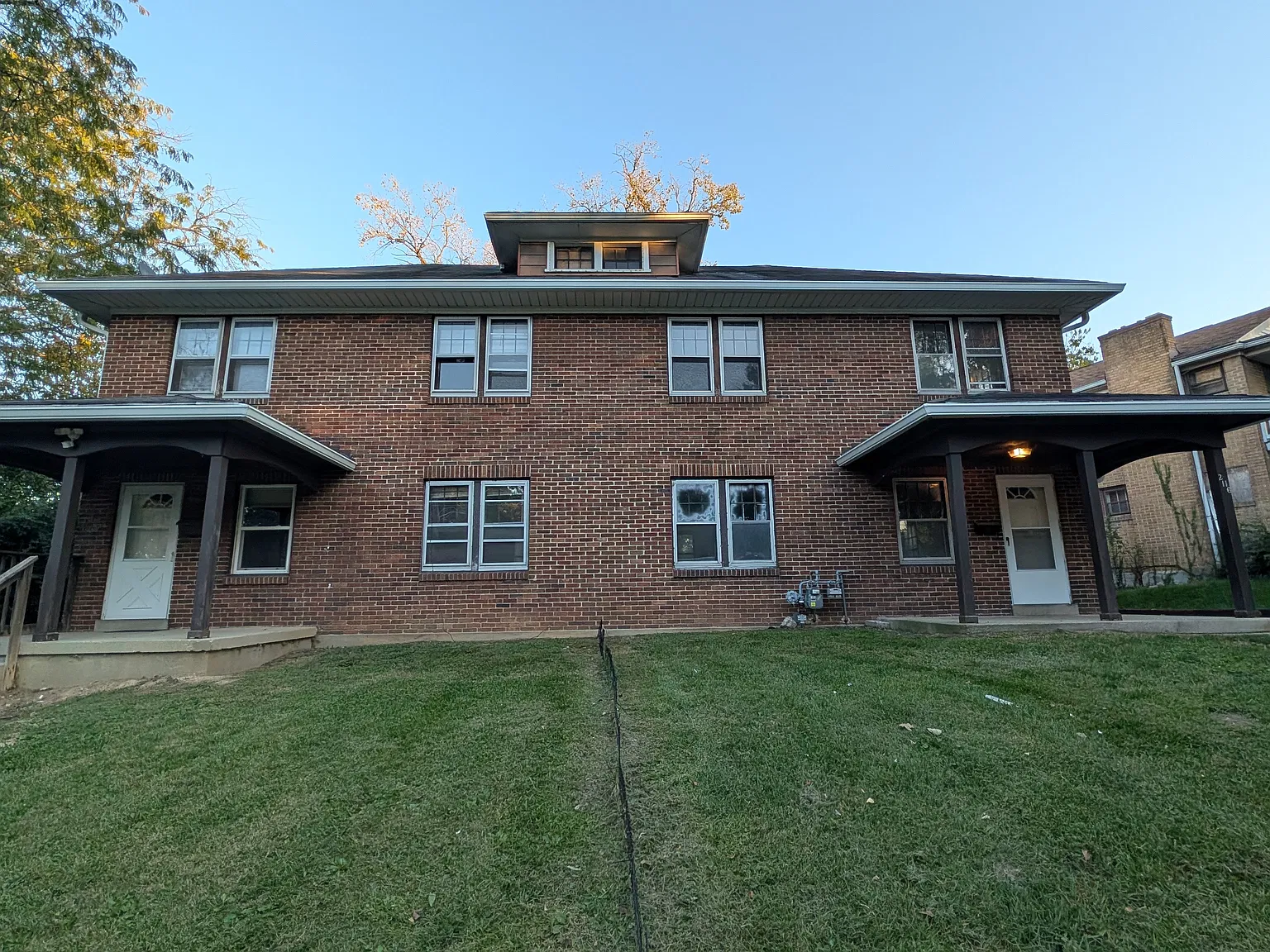 3 bed, 1200 sqft, $1,150 — Photo 1