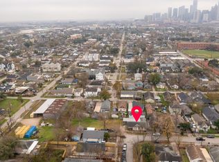 1302 Ryon St, Houston, TX 77009