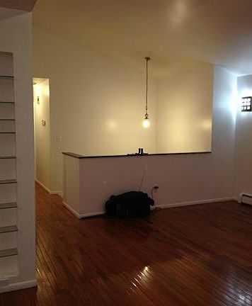 4th image of 125 Lake Region Blvd