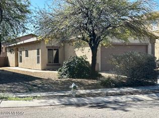8229 W Zlacket Dr, Tucson, AZ 85757