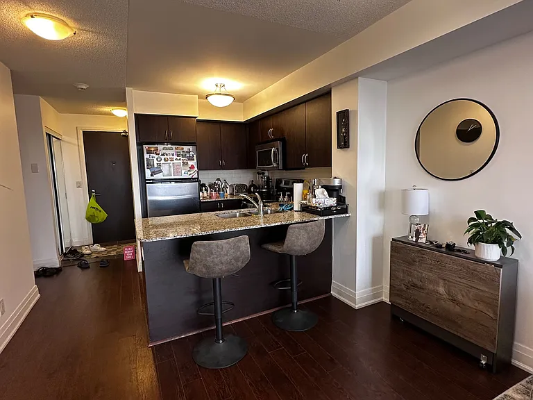 1060 Sheppard Ave W #1206 — Photo 4