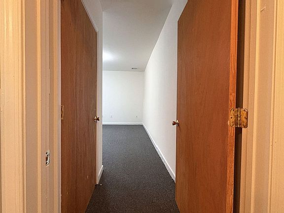 5th image of 4518-22 Osage Ave #77