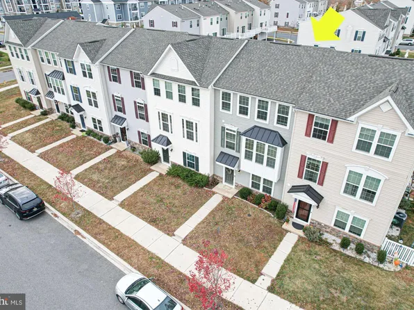 335 S Parkway Dr, Middletown, DE 19709