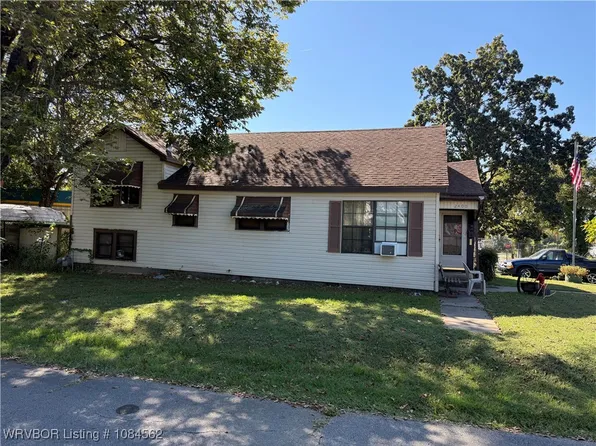 2400 Birnie Ave, Fort Smith, AR 72904