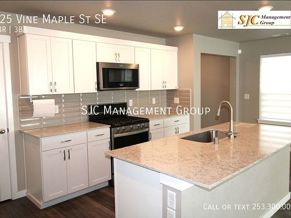 4th image of 925 Vine Maple St SE #8