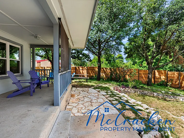 809 Nile St — Photo 22