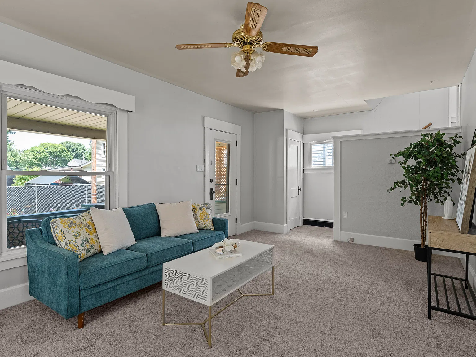 3 bed, 1236 sqft, $1,150 — Photo 4