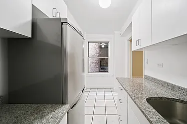 Rented by Cooper & Cooper Real Estate