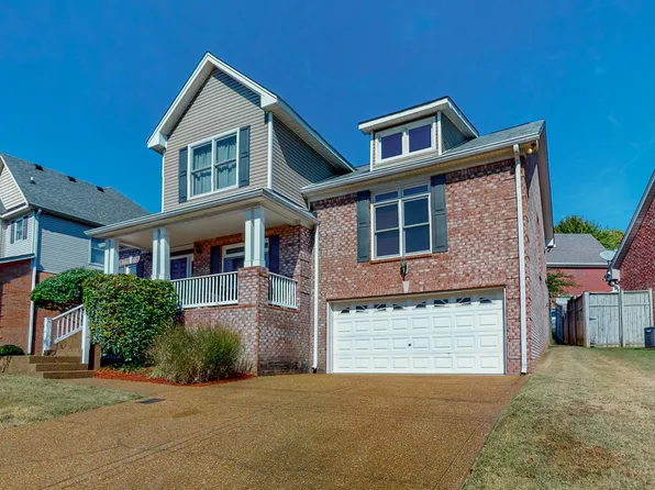 5033 Walden Woods Dr, Hermitage, TN 37076