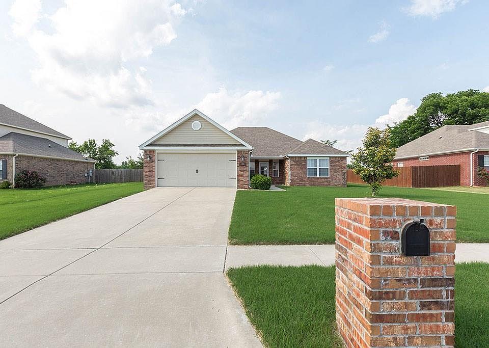 seventytwo club house 「FAIR WAY」 seventytwo club house 「FAIR WAY」 New Home Community The