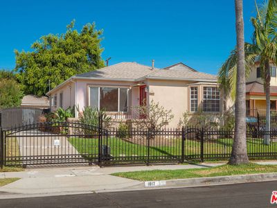 1817 S Genesee Ave, Los Angeles, CA, 90019
