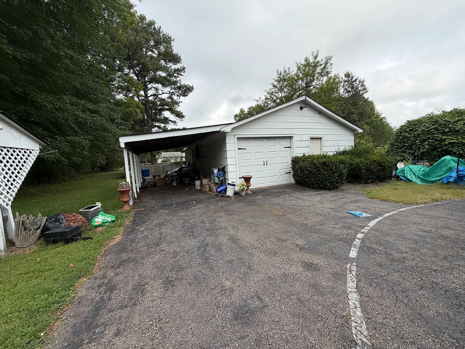 4 bed, 1974 sqft, $2,895 — Photo 4