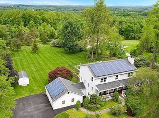 62 E Hook Cross Rd, Hopewell Junction, NY 12533