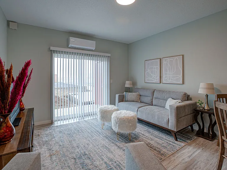 Colima Apartments — Photo 24