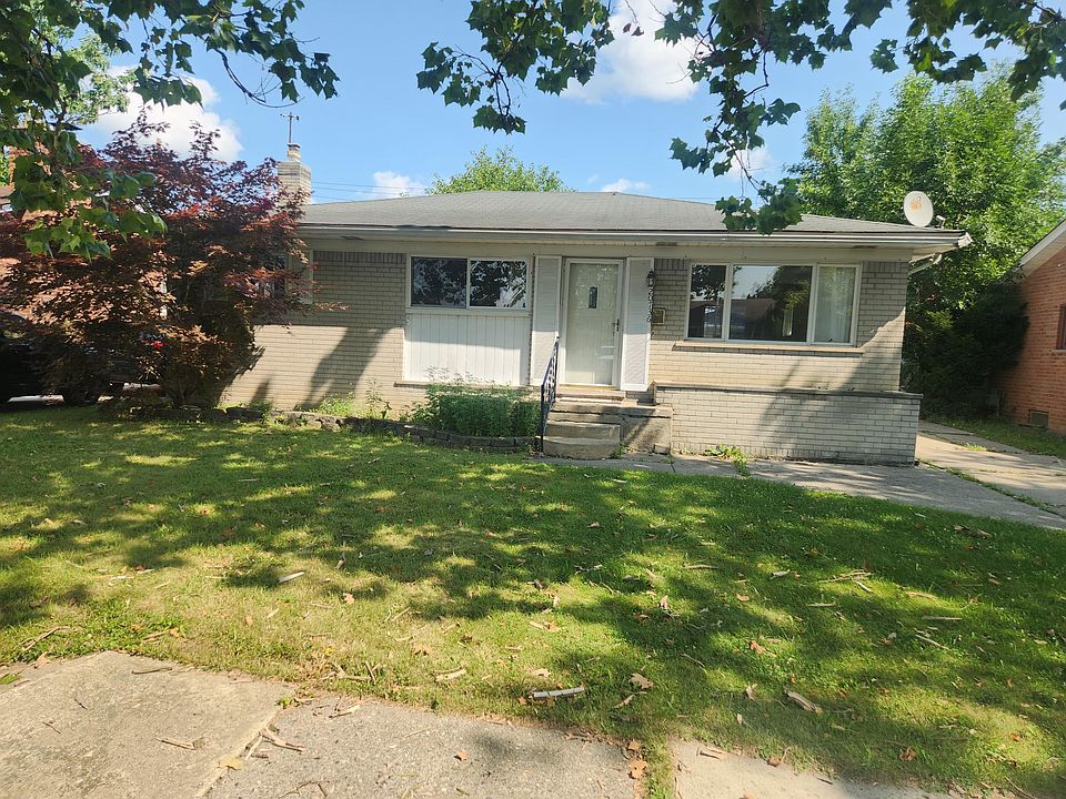 1st image of 20736 Crestmont Ln