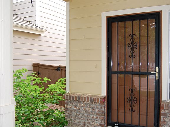 2nd image of 4817 Collingswood Dr