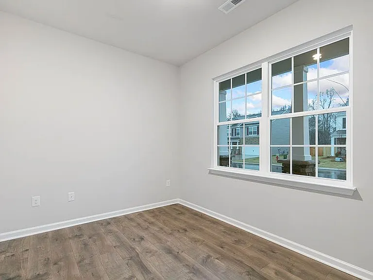 229 Winterberry Way — Photo 16