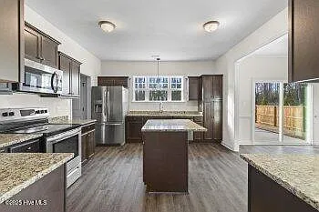 200 Mia Ct — Photo 14