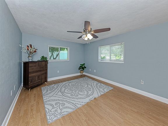 5th image of 2161 INNER CASS CIRCLE