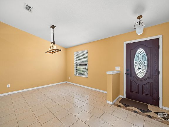 4th image of 3 Martin Cir