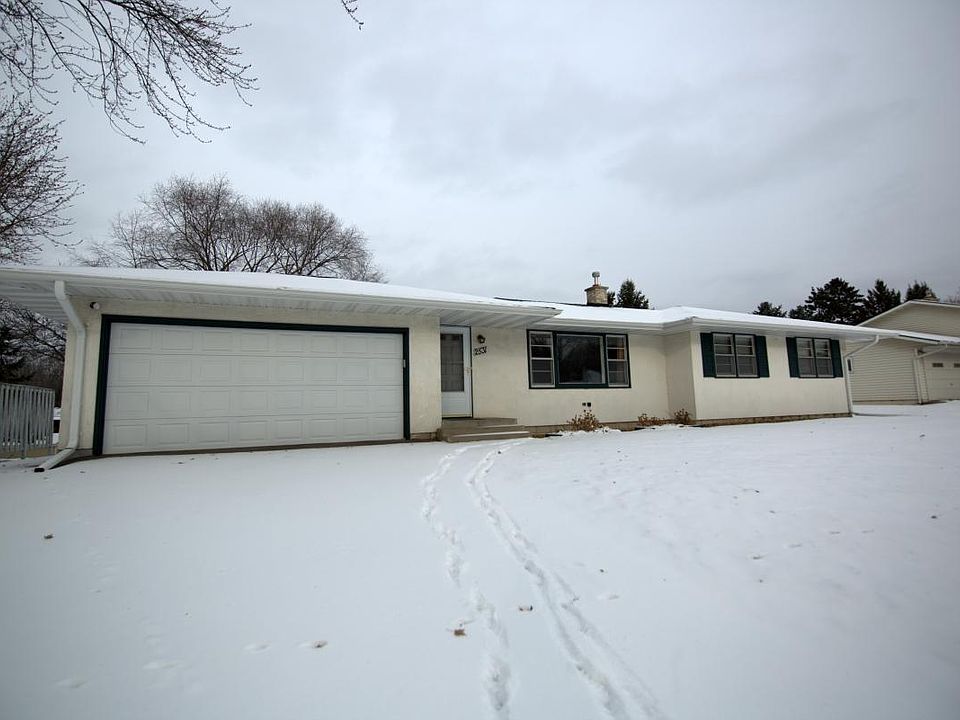1st image of 2531 Elm Dr