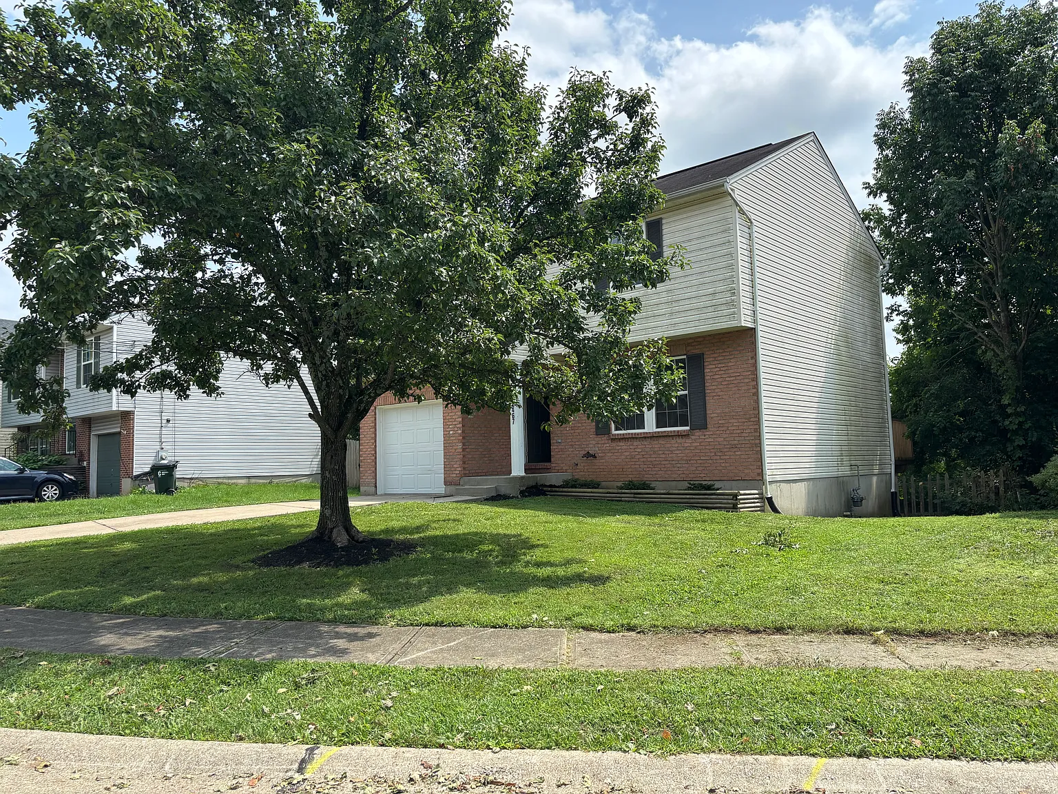 3 bed, 1.5 bath, 1284 sqft, $1,795 — Photo 3