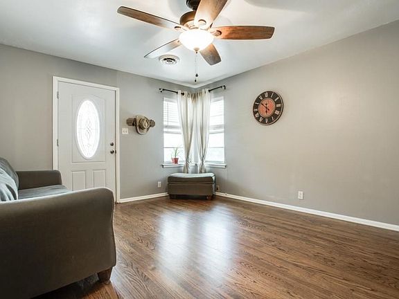 Corner windows bring in great natural light