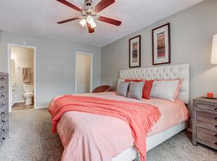 1001 Harvey Rd #6, College Station, TX 77840
