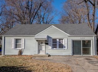 4906 Mission Rd, Roeland Park, KS 66205
