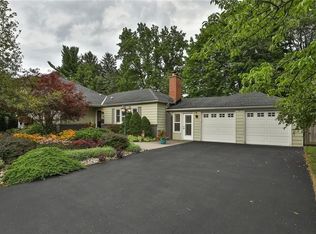 32 Parker Ave, Hamilton, ON L9G1A7