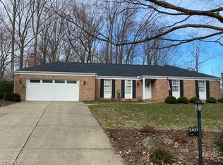 7531 Angel Dr NW, North Canton, OH 44720