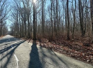 0 Huntinghouse Rd, North Scituate, RI 02857