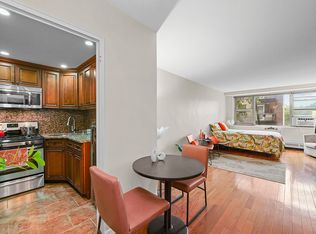 81-11 45th Ave APT 3V, Elmhurst, NY 11373