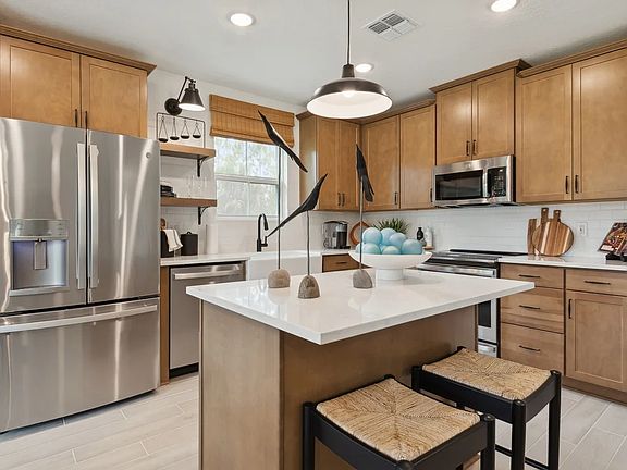 Kitchen with center island