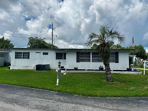 3rd image of 944 N Colonial Cir
