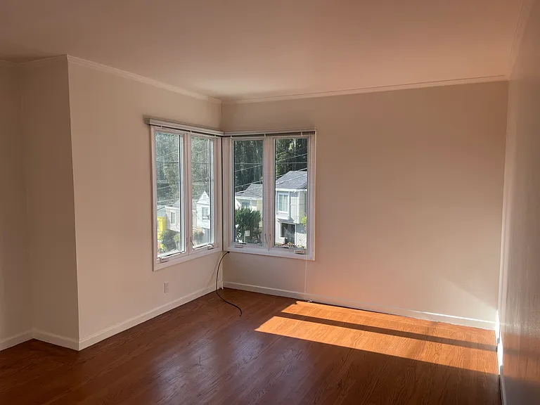 100 Glenview Dr — Photo 14