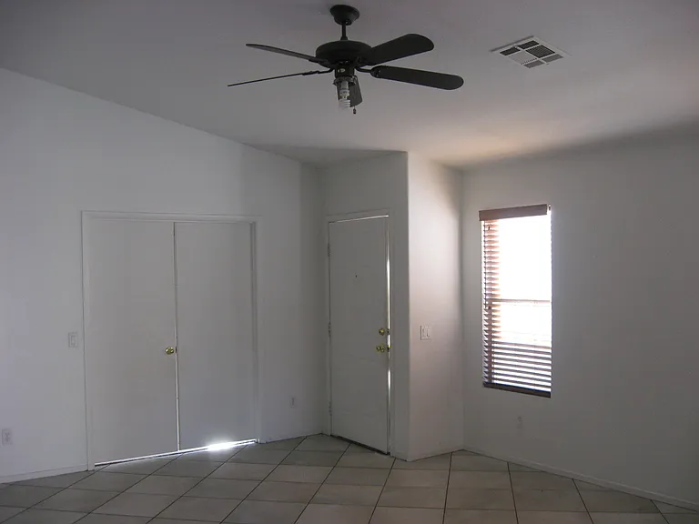 4892 Perrone Ave — Photo 9